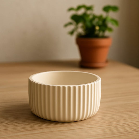 Rebrasta okrugla posuda