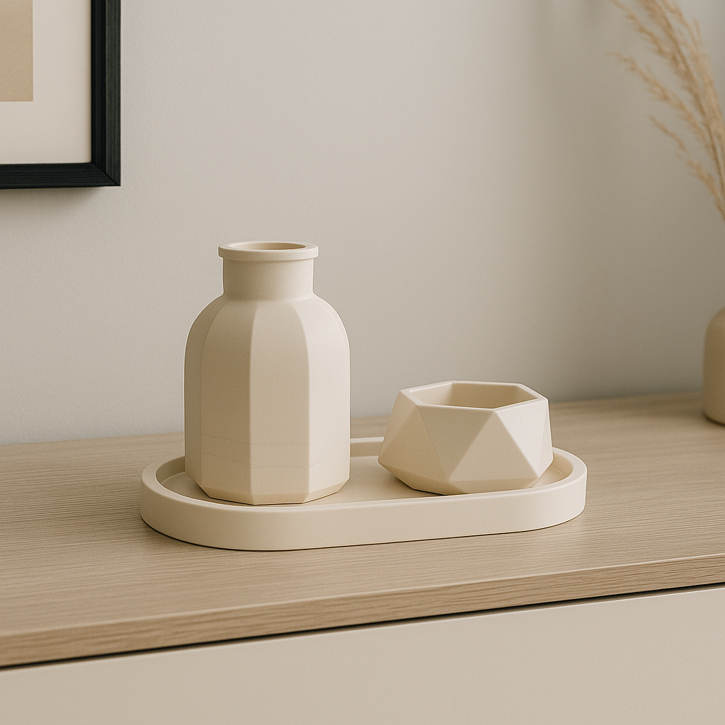 Forma dekorativni set na svetloj komodi u savremenom stanu sa umetničkom slikom i suvim biljem u pozadini.